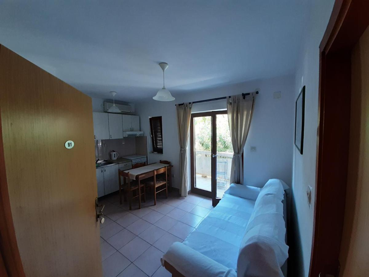 Apartments Keti Pag Town Luaran gambar
