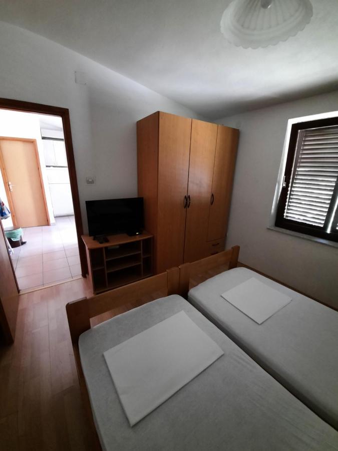 Apartments Keti Pag Town Luaran gambar
