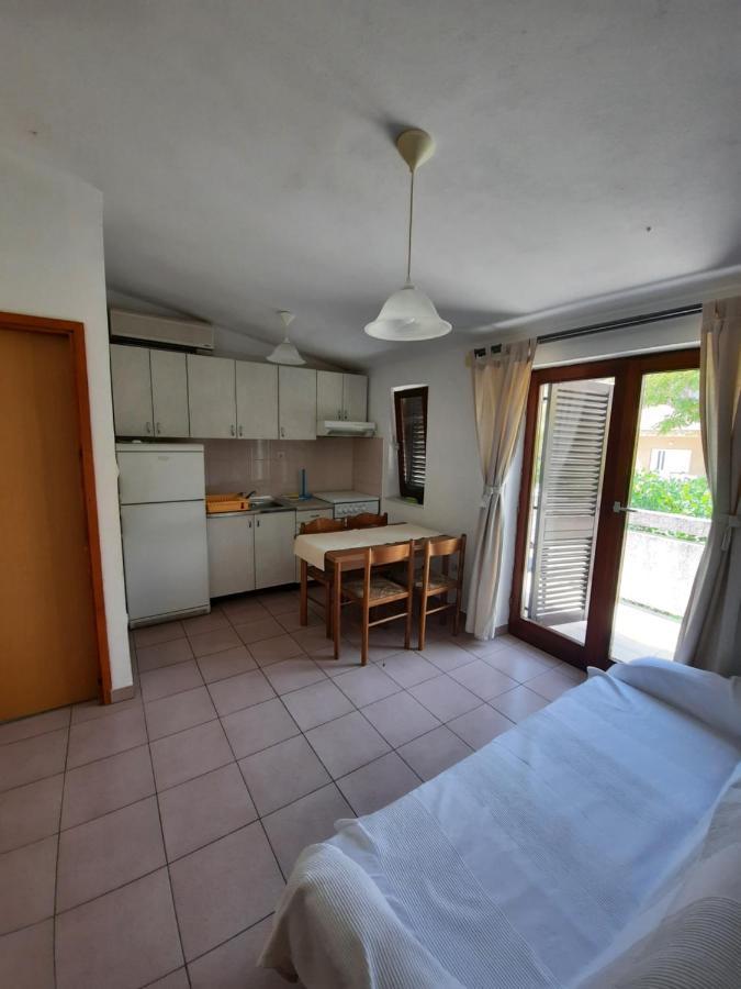 Apartments Keti Pag Town Luaran gambar