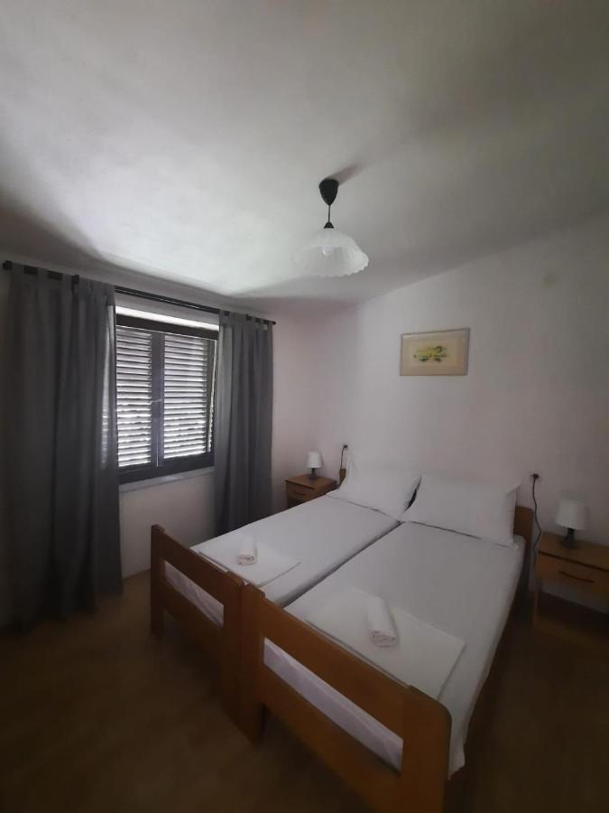 Apartments Keti Pag Town Luaran gambar