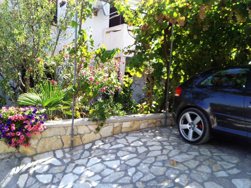 Apartments Keti Pag Town Luaran gambar